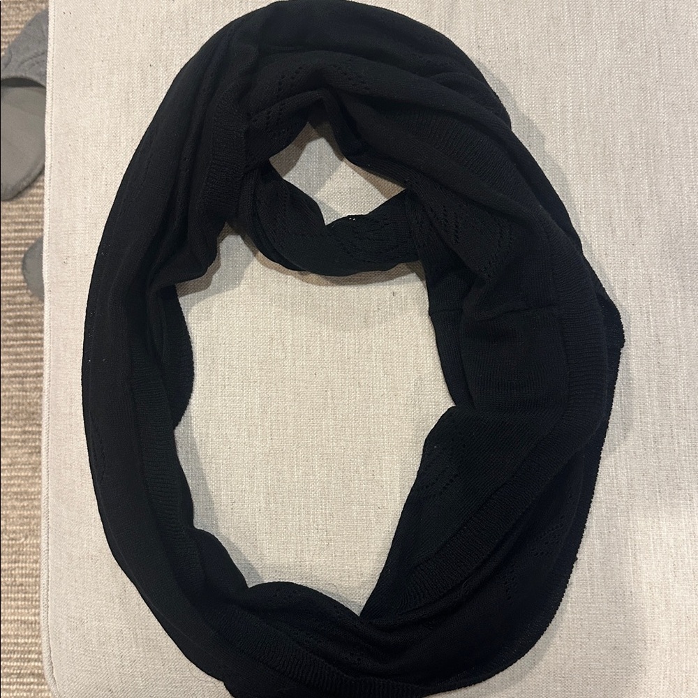 MICHAEL Michael Kors Black Knit scarf